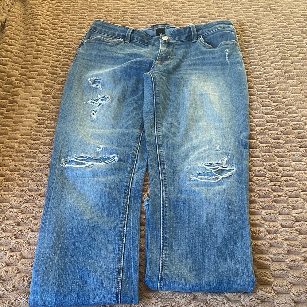 White House Black Market Women's Distressed Blue Jeans